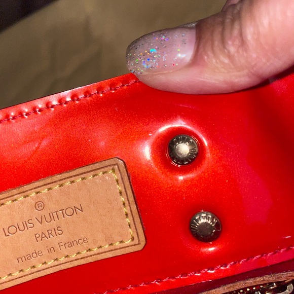 🔥SALE🔥 EUC Auth Louis Vuitton Reade Vernis bag - Picture 6 of 15